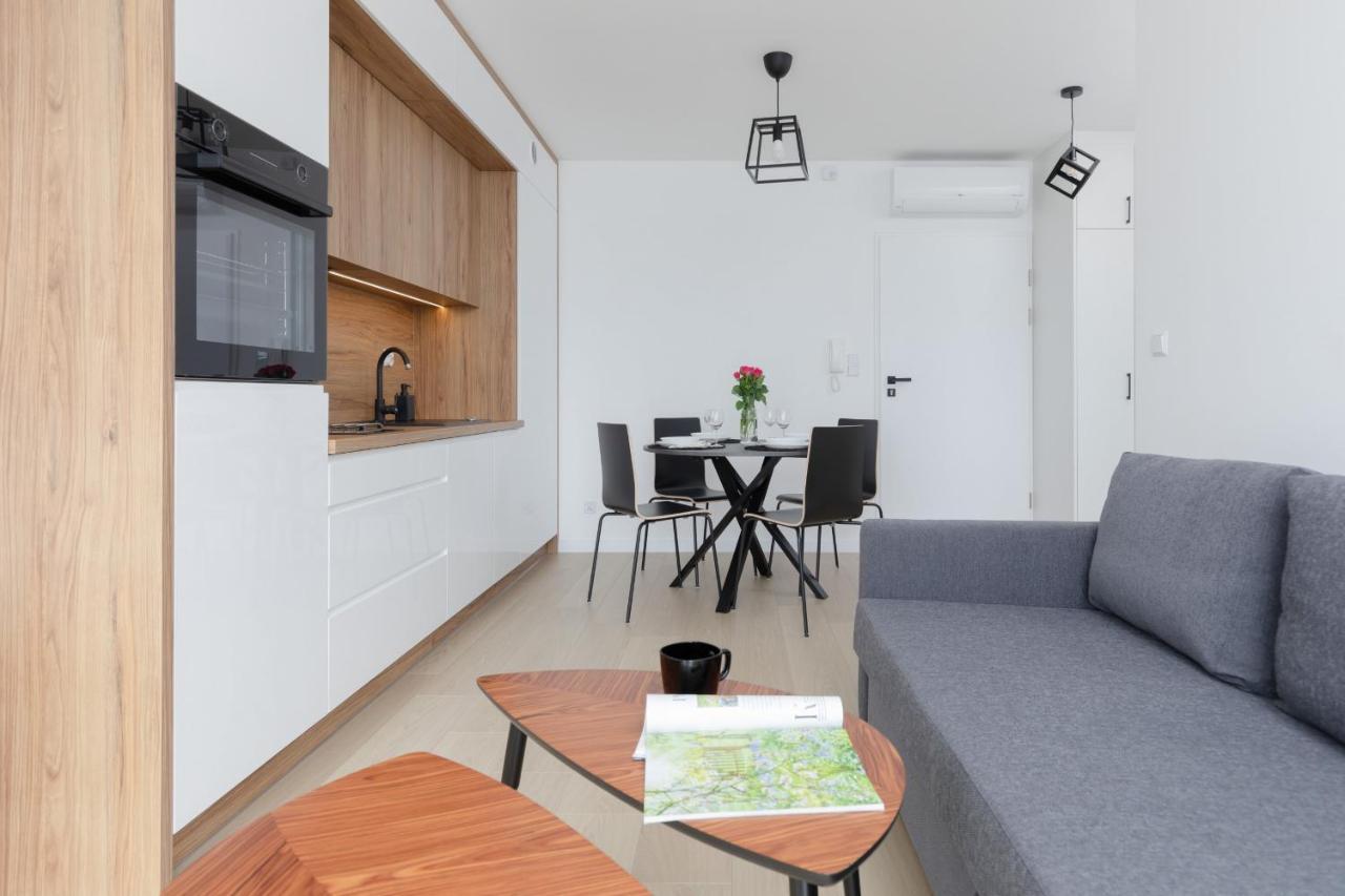 Posesja Kapitanska Przy Plazy Apartments Grzybowo By Noclegi Renters Kültér fotó